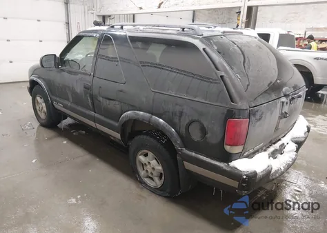 1999 Chevrolet Blazer Ls z USA, uszkodzony, nr VIN 1GNCT18W2XK174029